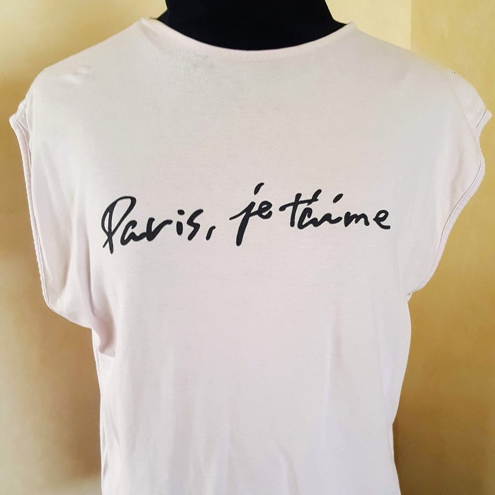 "Paris, I love you".Cotton sleeveless tee shirt,